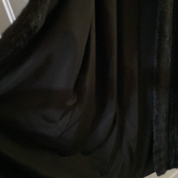 FABULOUS Full Length Mink Coat - Picture 4 of 8